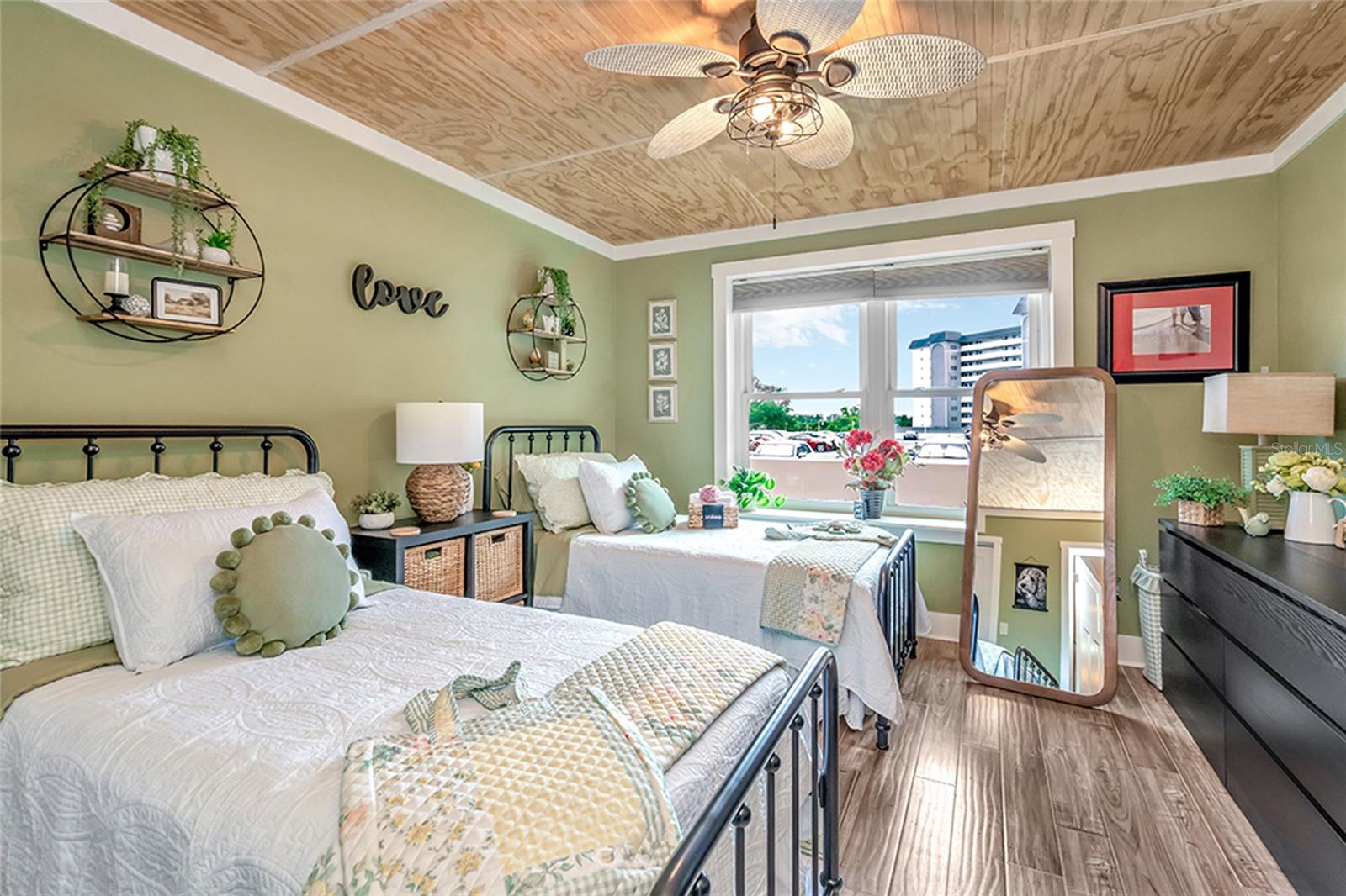 5220 Brittany Unit 201, St Petersburg, FL 33715