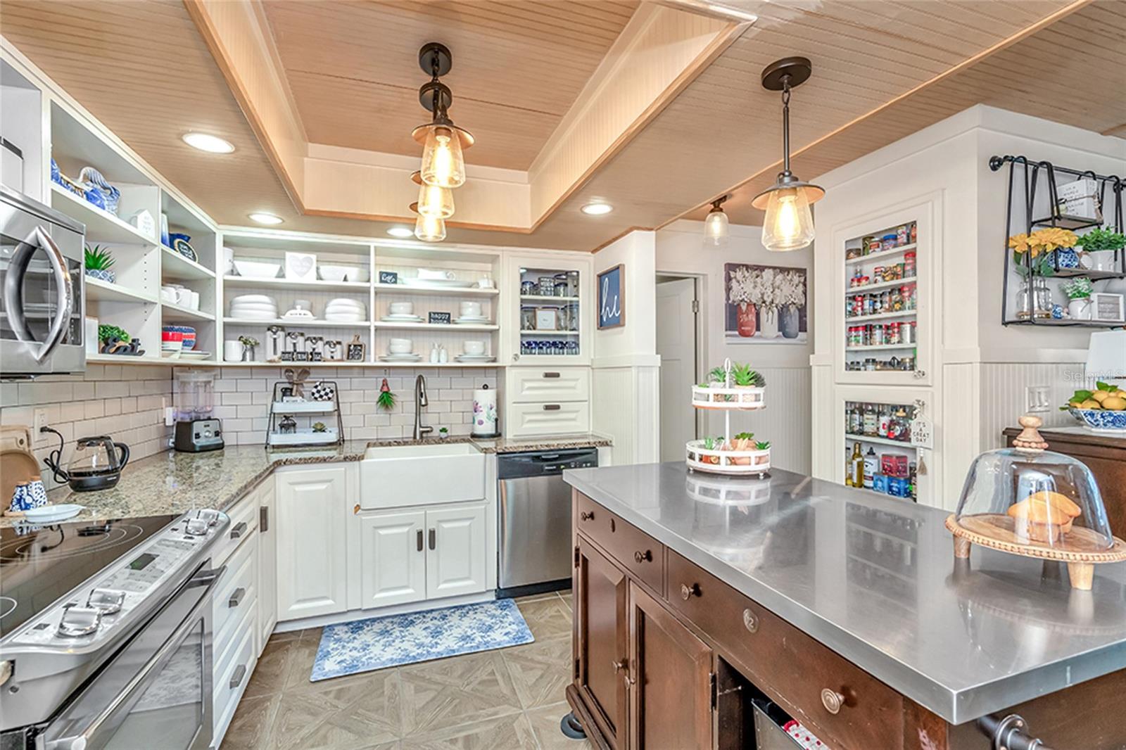 5220 Brittany Unit 201, St Petersburg, FL 33715