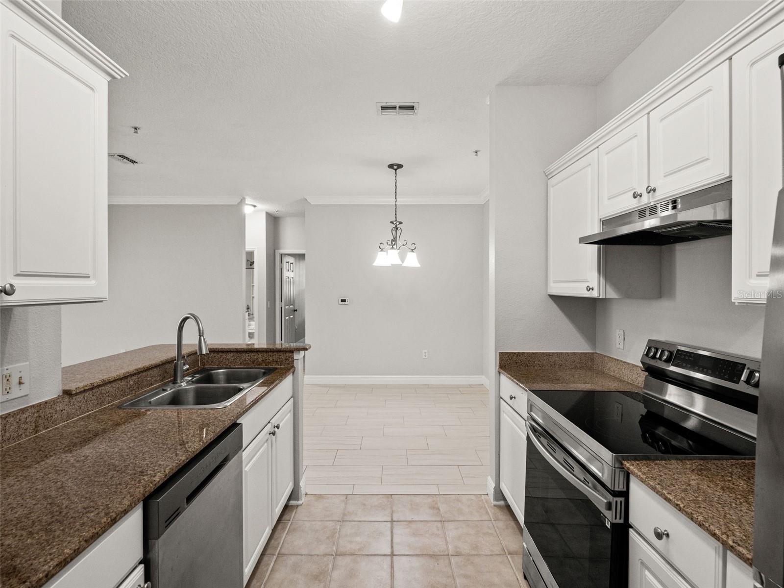 431 Southern Pecan Unit 101, Winter Garden, FL 34787