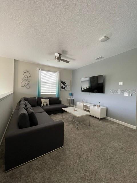 2813 Bookmark, Kissimmee, FL 34746