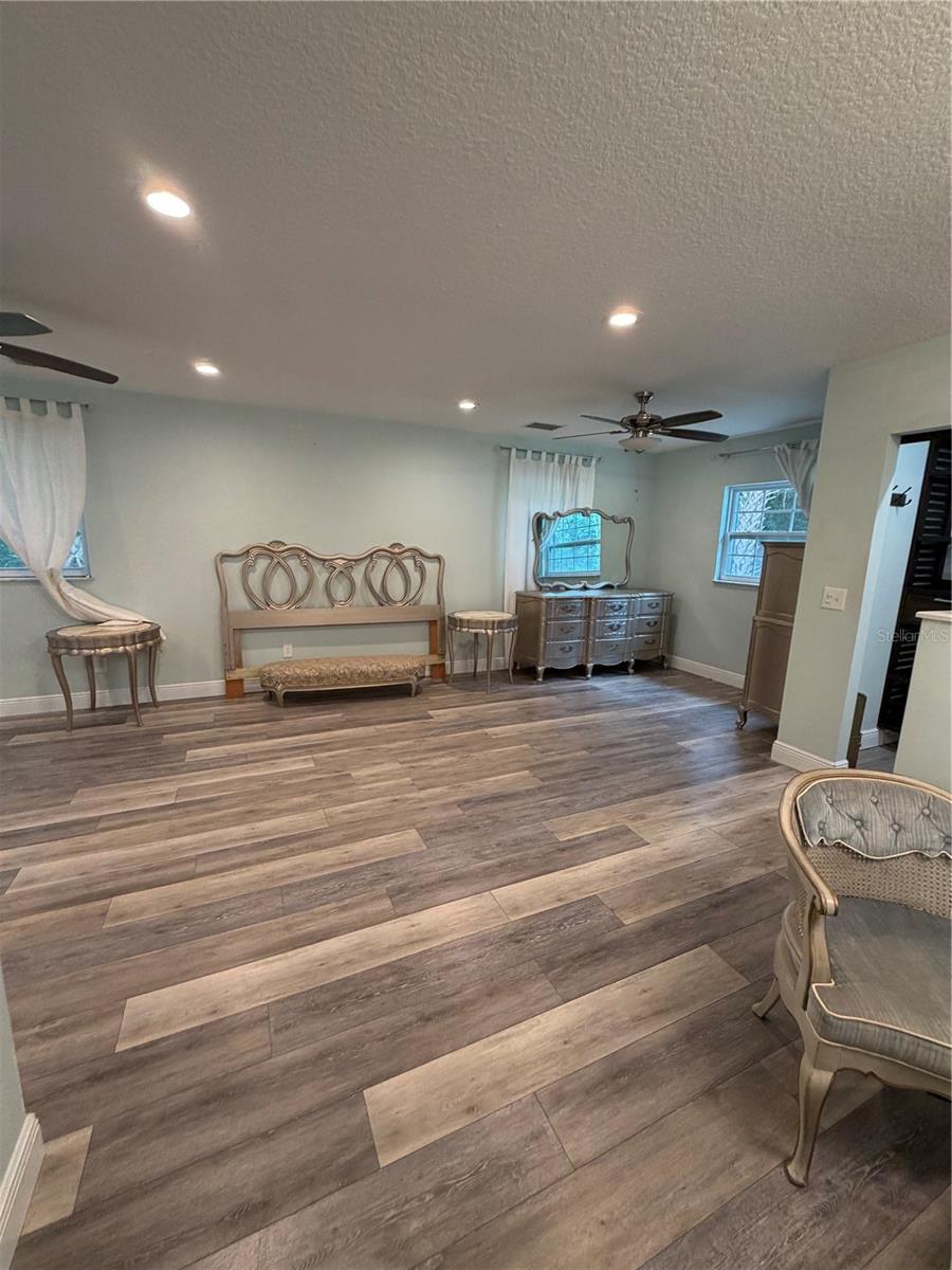 833 Collins, Apopka, FL 32712