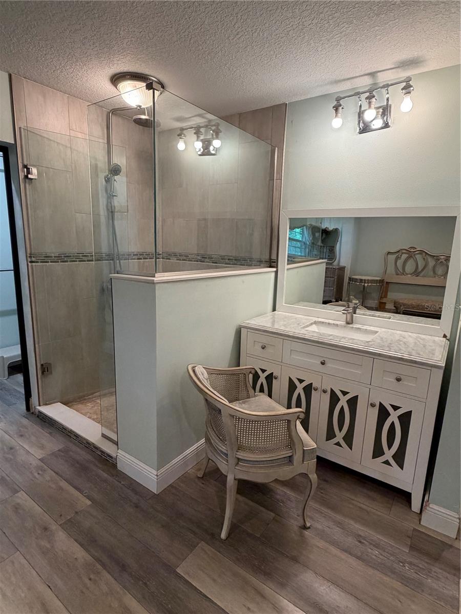833 Collins, Apopka, FL 32712