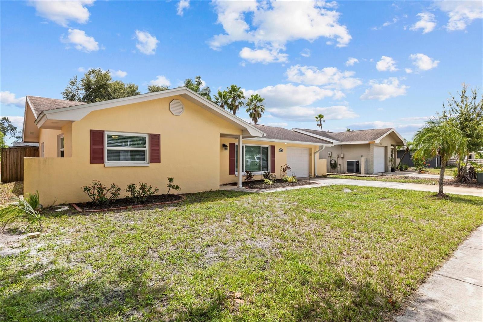 1707 Hibiscus Circle N, Oldsmar, FL 34677