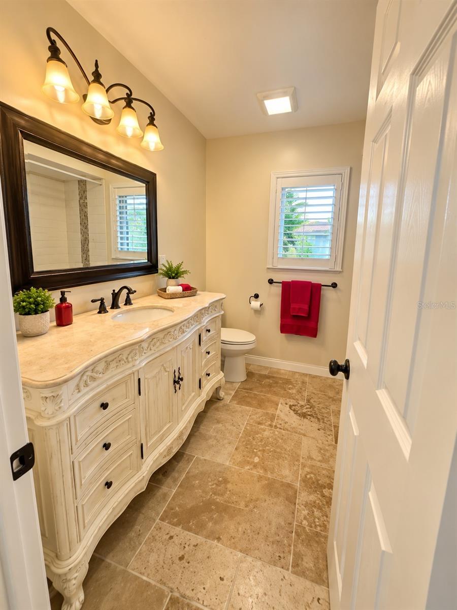 6007 9th Ave W, Bradenton, FL 34209