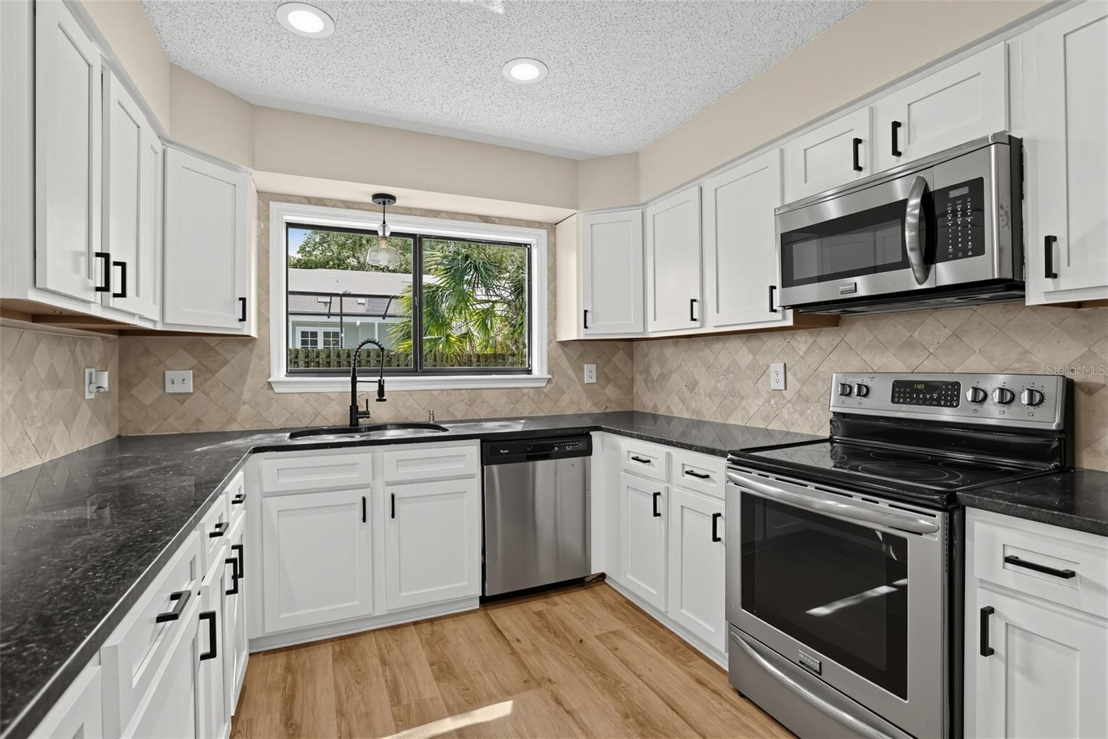 1539 Grace Lake, Longwood, FL 32750
