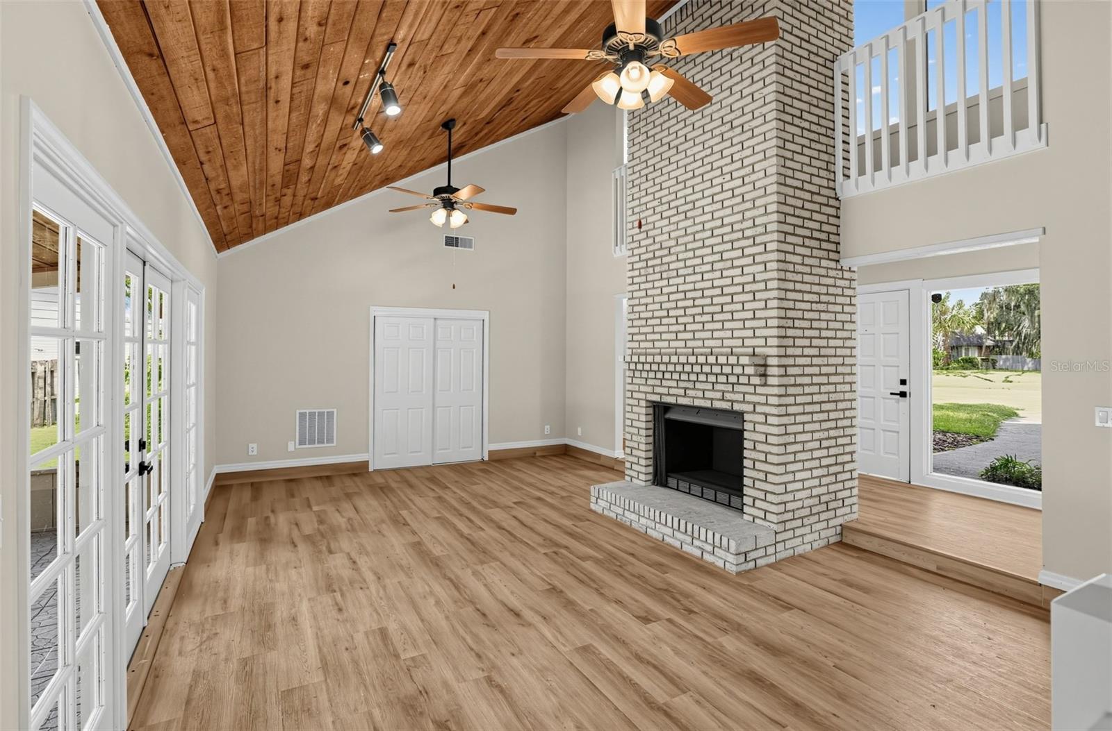 1539 Grace Lake, Longwood, FL 32750