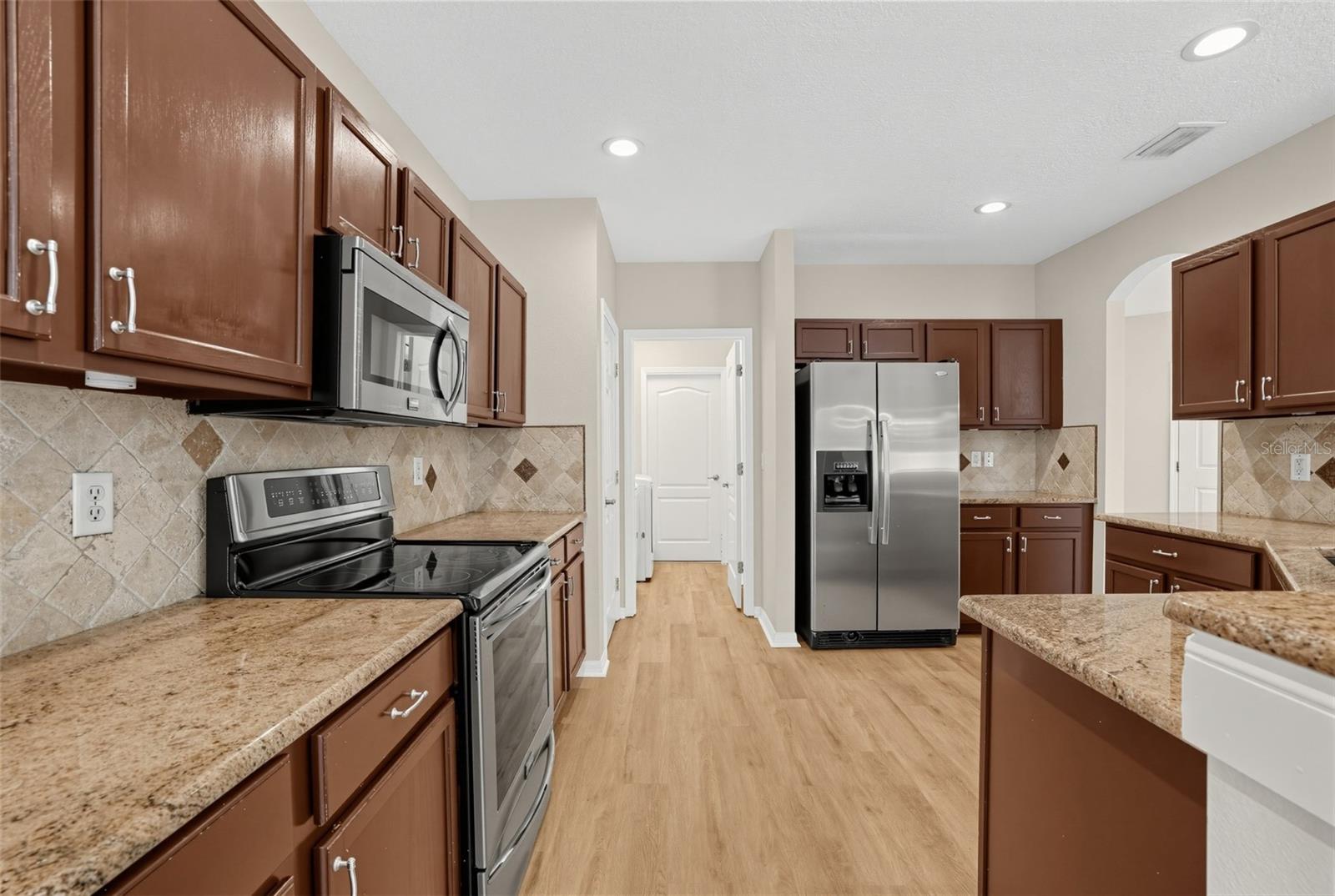 7876 Carriage Pointe, Gibsonton, FL 33534