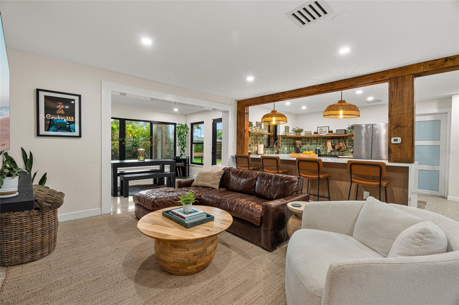 2410 Valencia, Sarasota, FL 34239