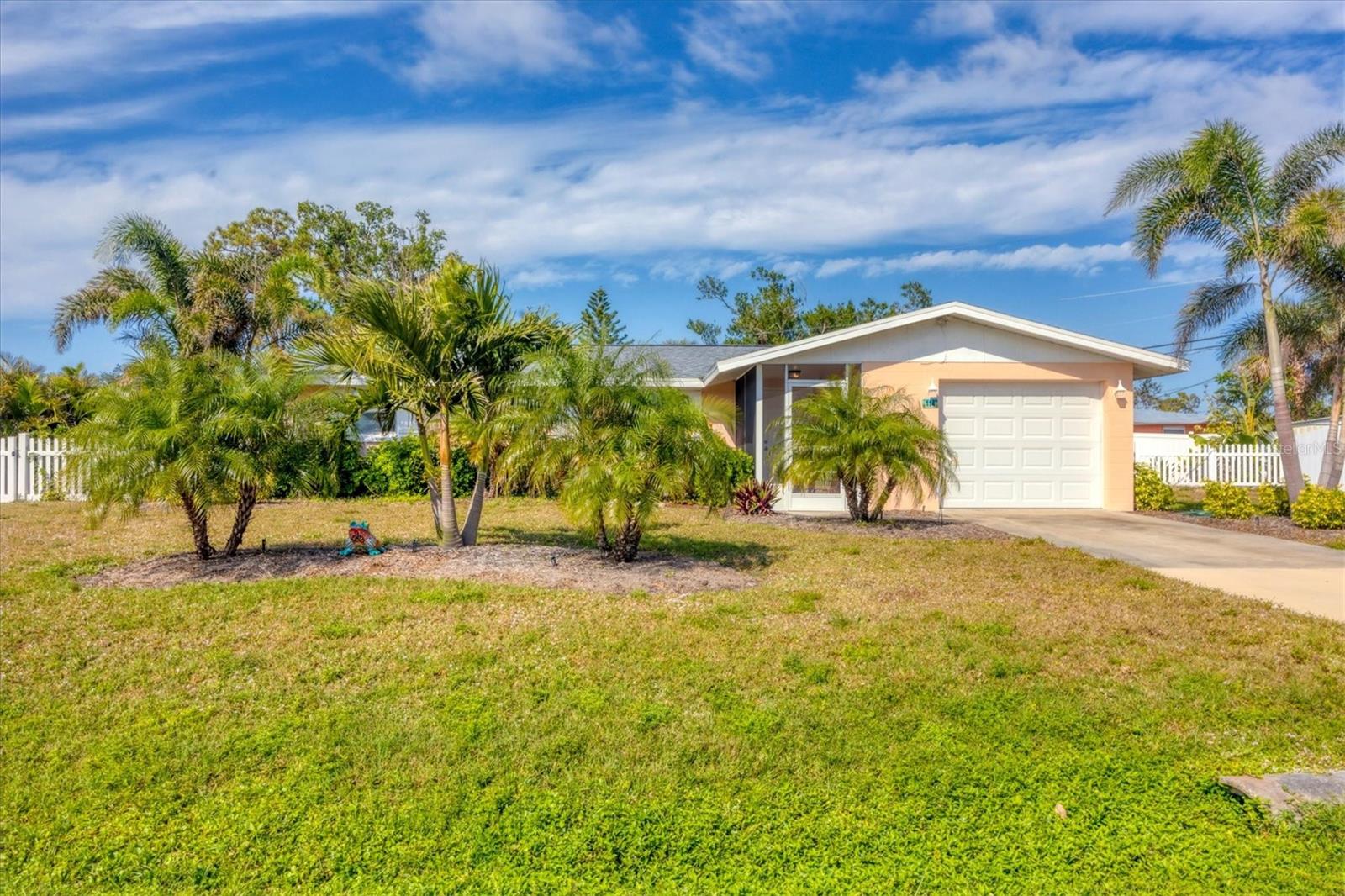 114 Lee, Englewood, FL 34223