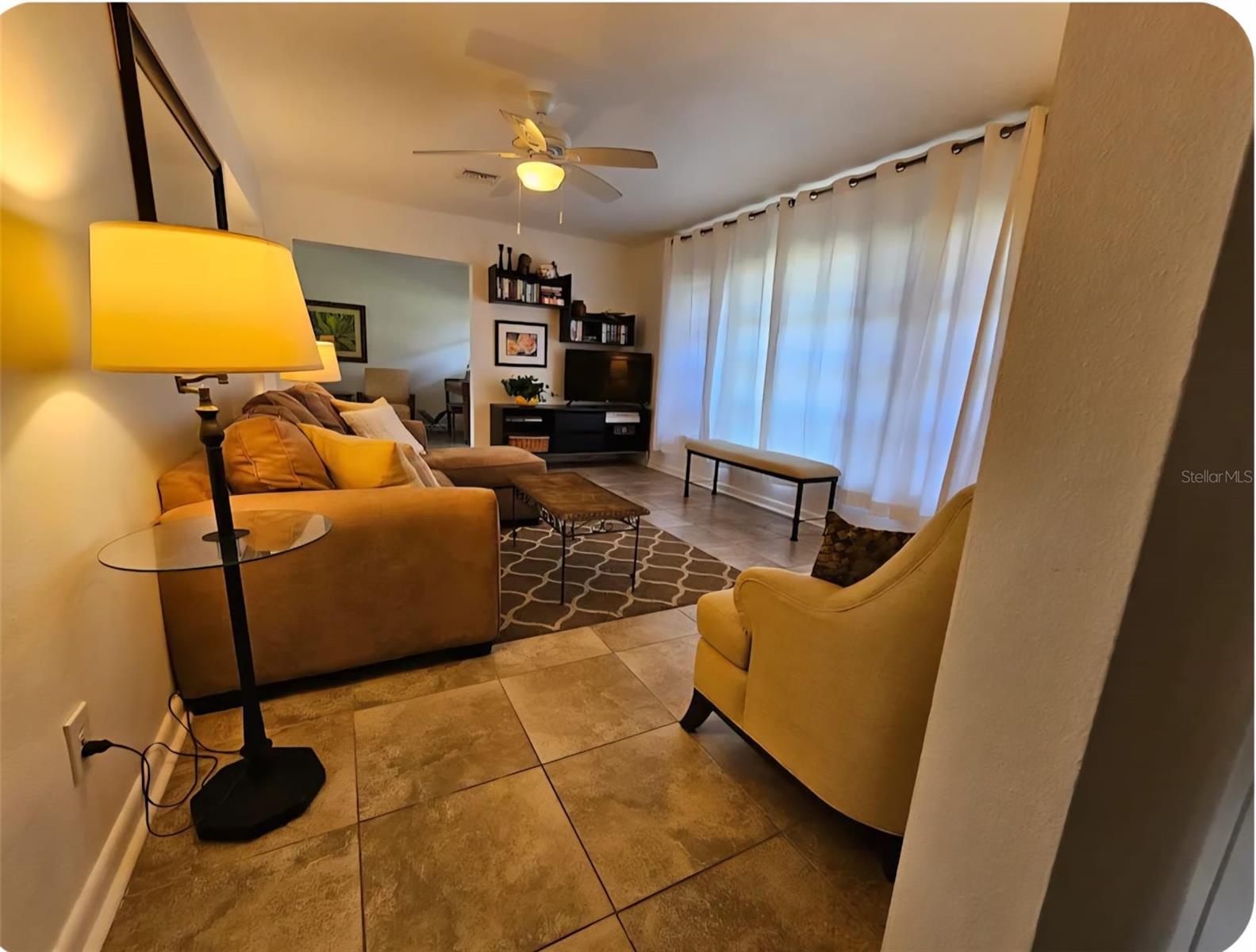 11598 Oval, Largo, FL 33774