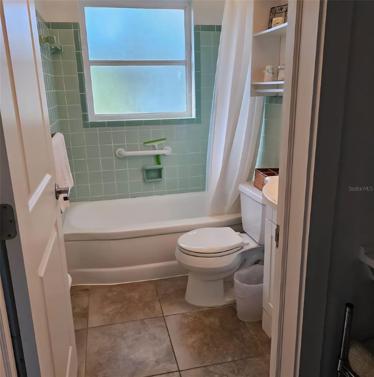 11598 Oval, Largo, FL 33774