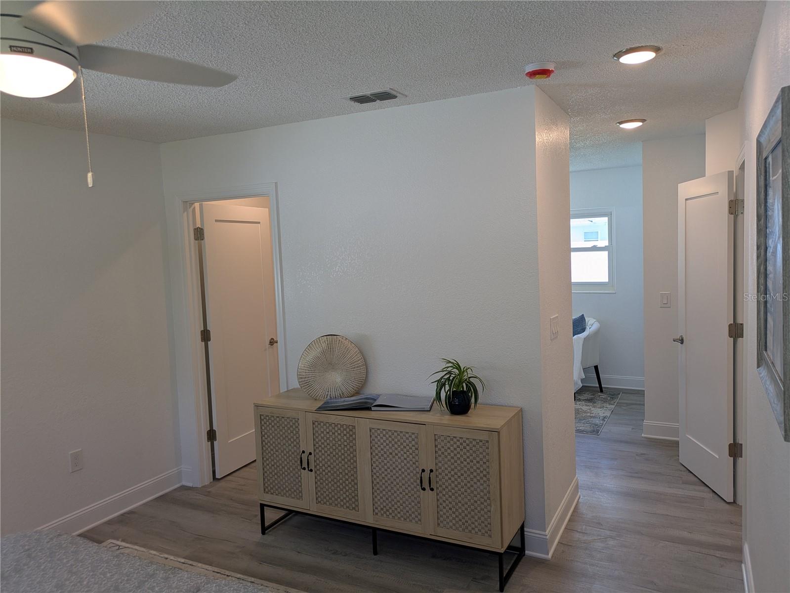 3641 Beach, St Petersburg, FL 33705