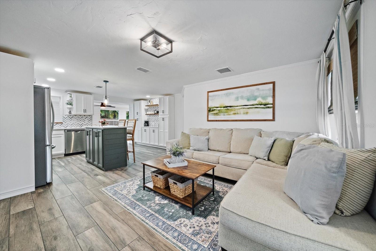 852 Acadia, Venice, FL 34293