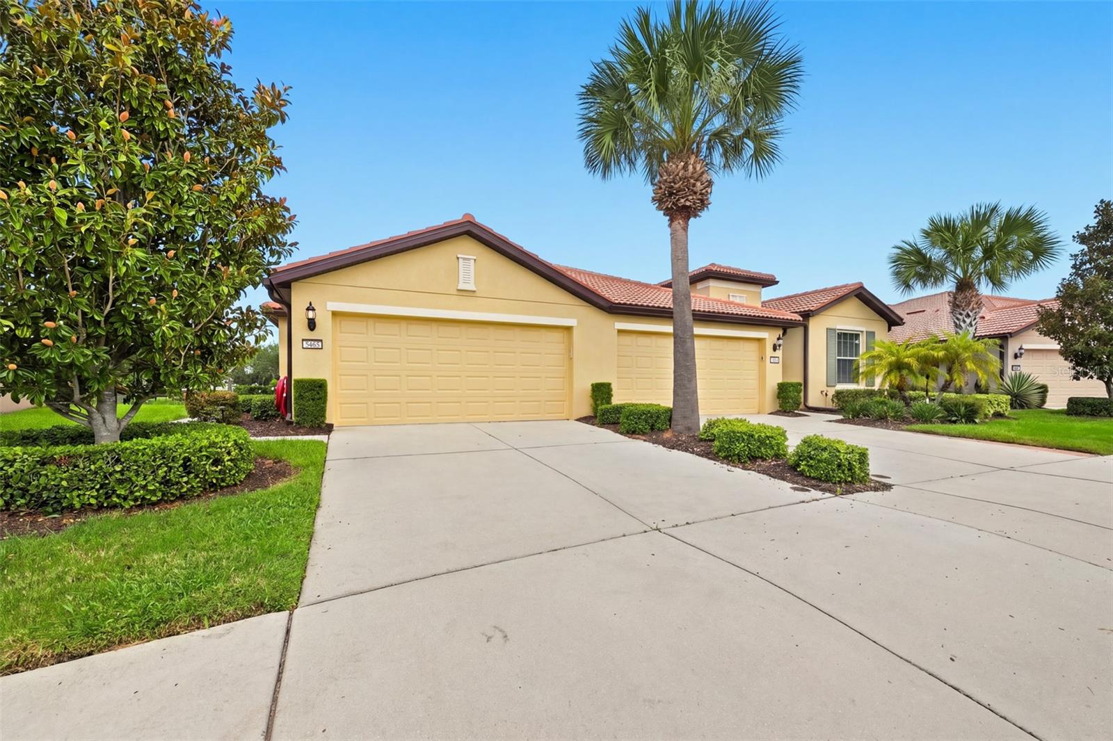 5465 Sunset Falls, Apollo Beach, FL 33572