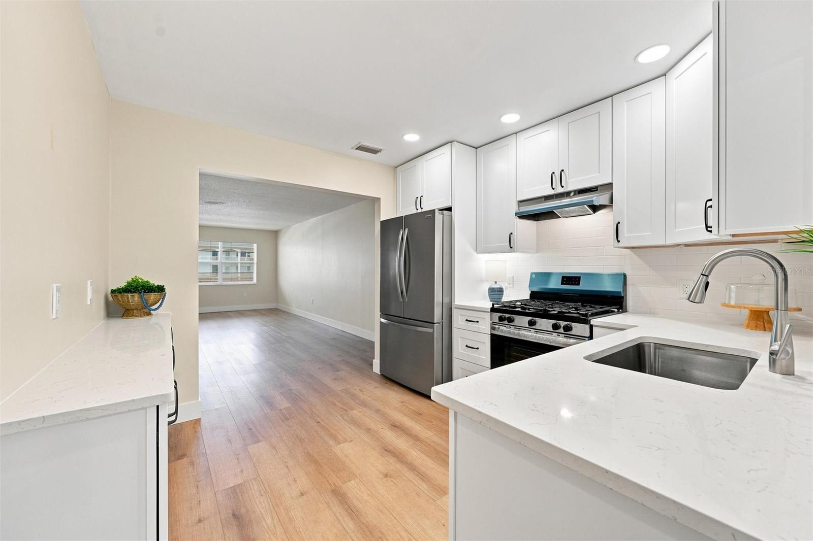 3010 59th Unit 306, Gulfport, FL 33707