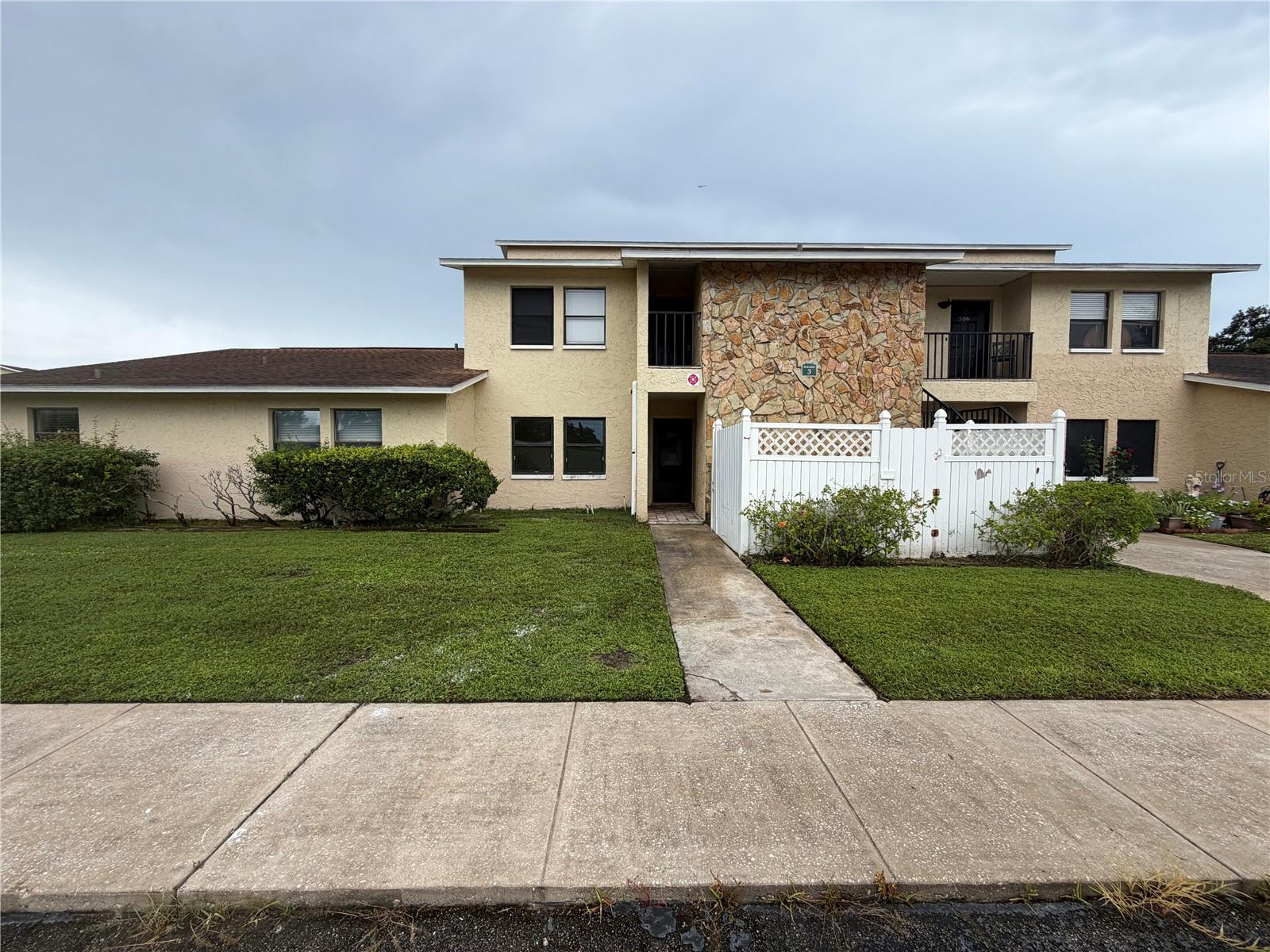 6301 58th Unit 302, Pinellas Park, FL 33781
