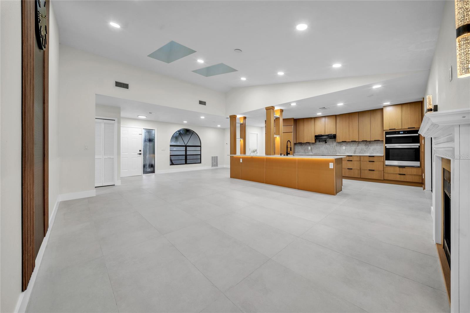 2185 Little Brook, Clearwater, FL 33763