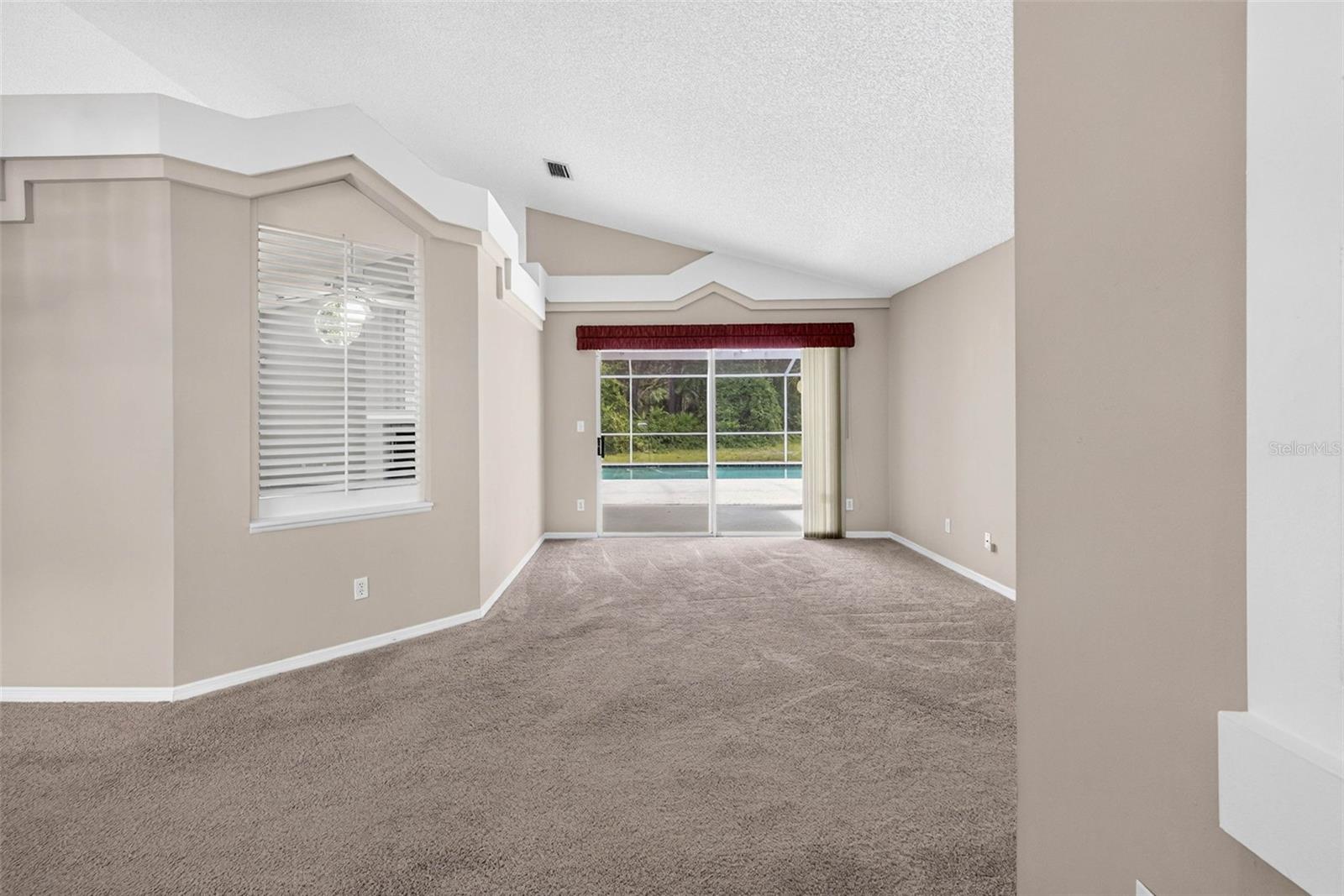 3318 Silverpond, Plant City, FL 33566