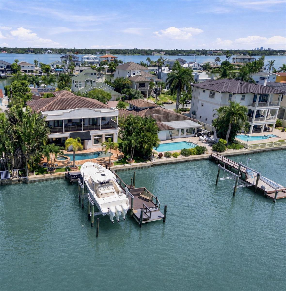 11220 8th, Treasure Island, FL 33706