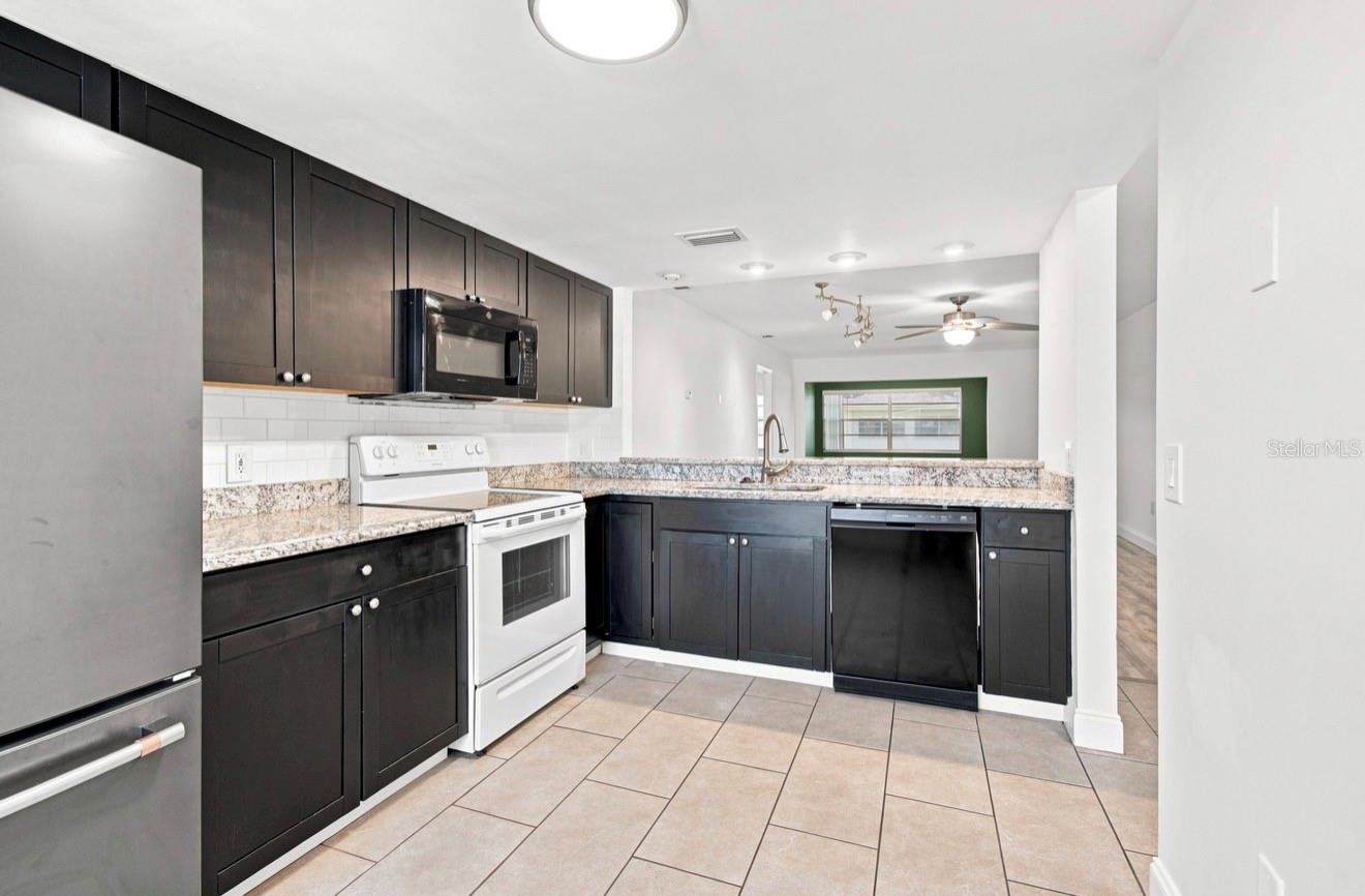 7570 92nd Unit 203c, Seminole, FL 33777