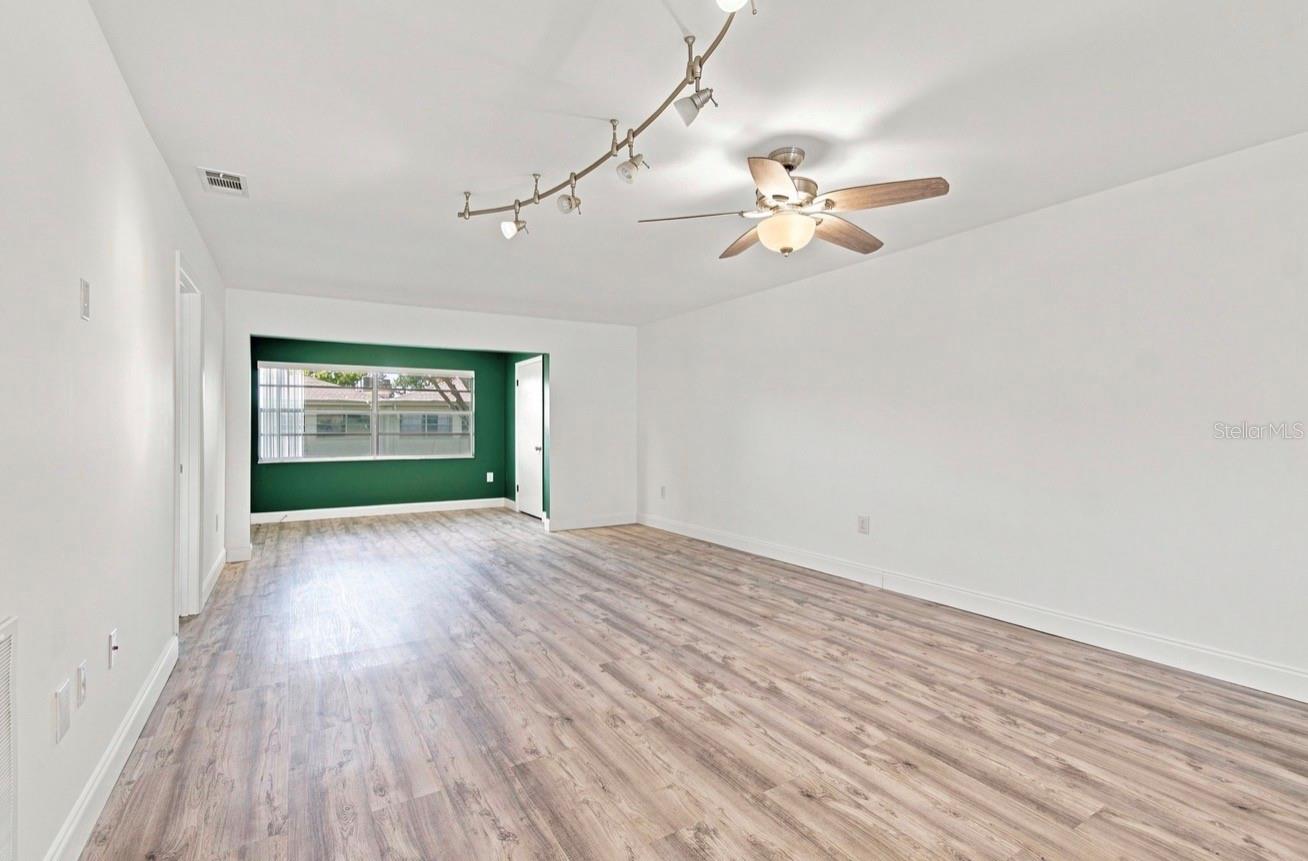 7570 92nd Unit 203c, Seminole, FL 33777