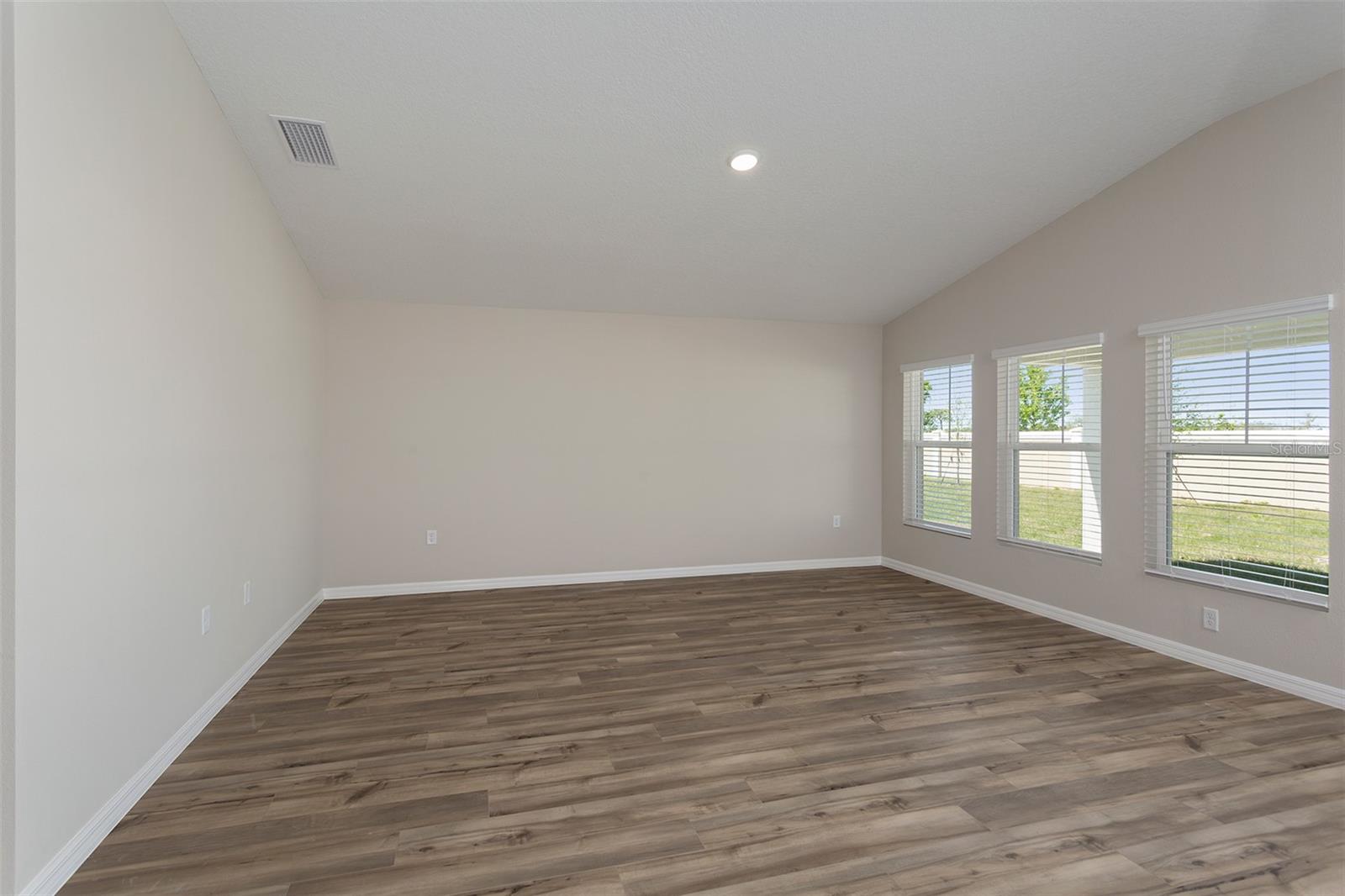 9285 Joyful Heights, Dade City, FL 33525