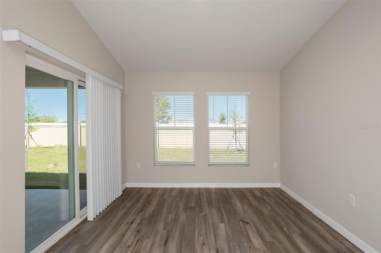 9285 Joyful Heights, Dade City, FL 33525