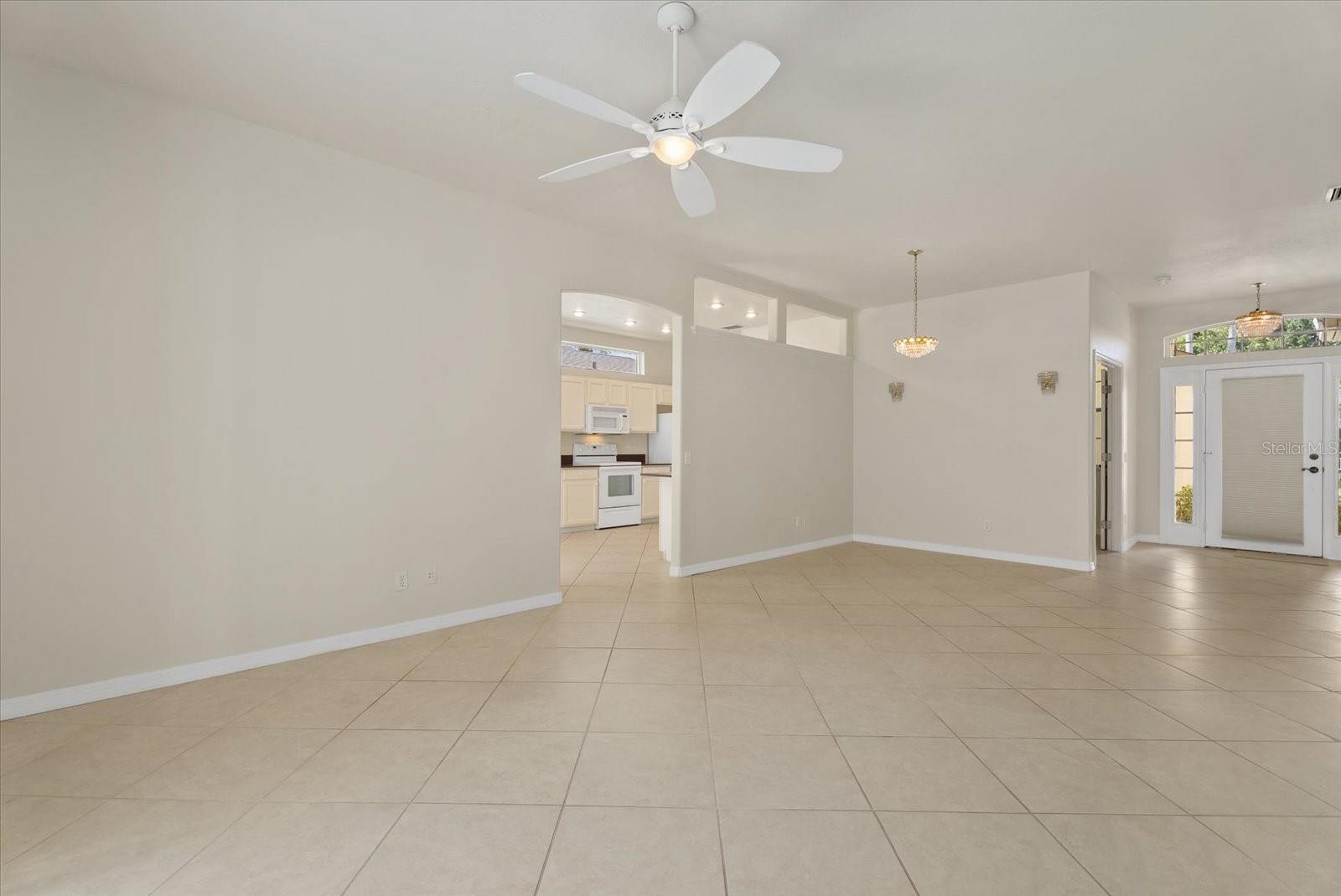 4350 Beekman Unit 108, Sarasota, FL 34235