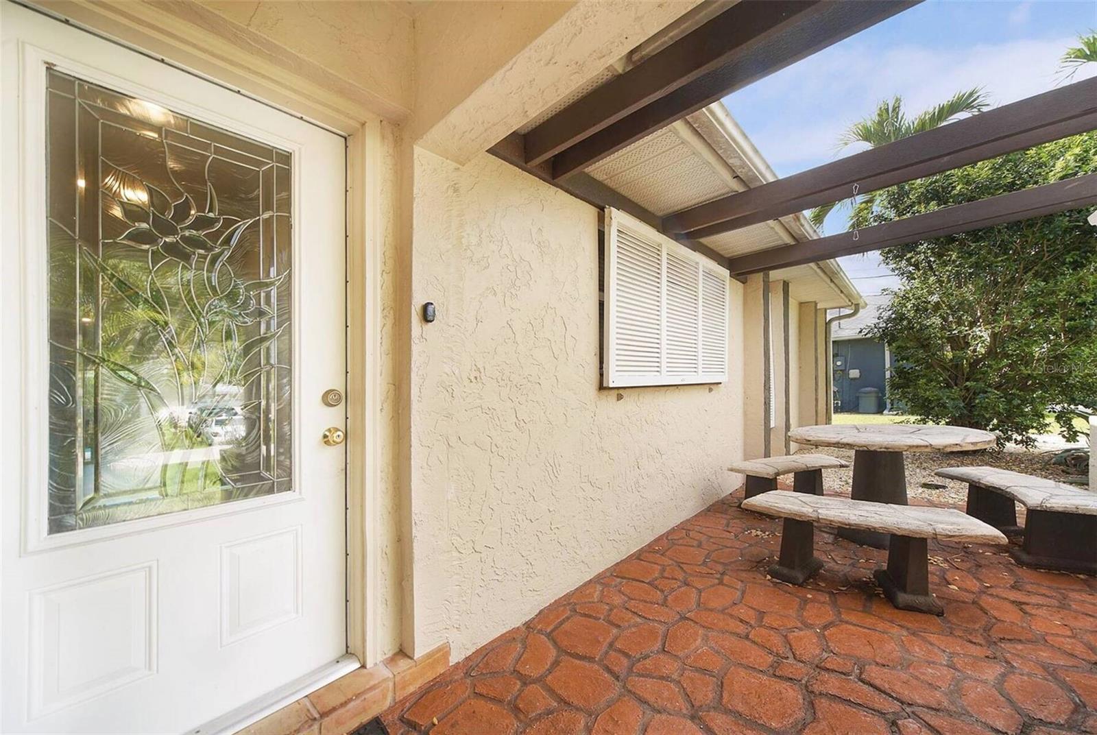 519 20th, Cape Coral, FL 33990