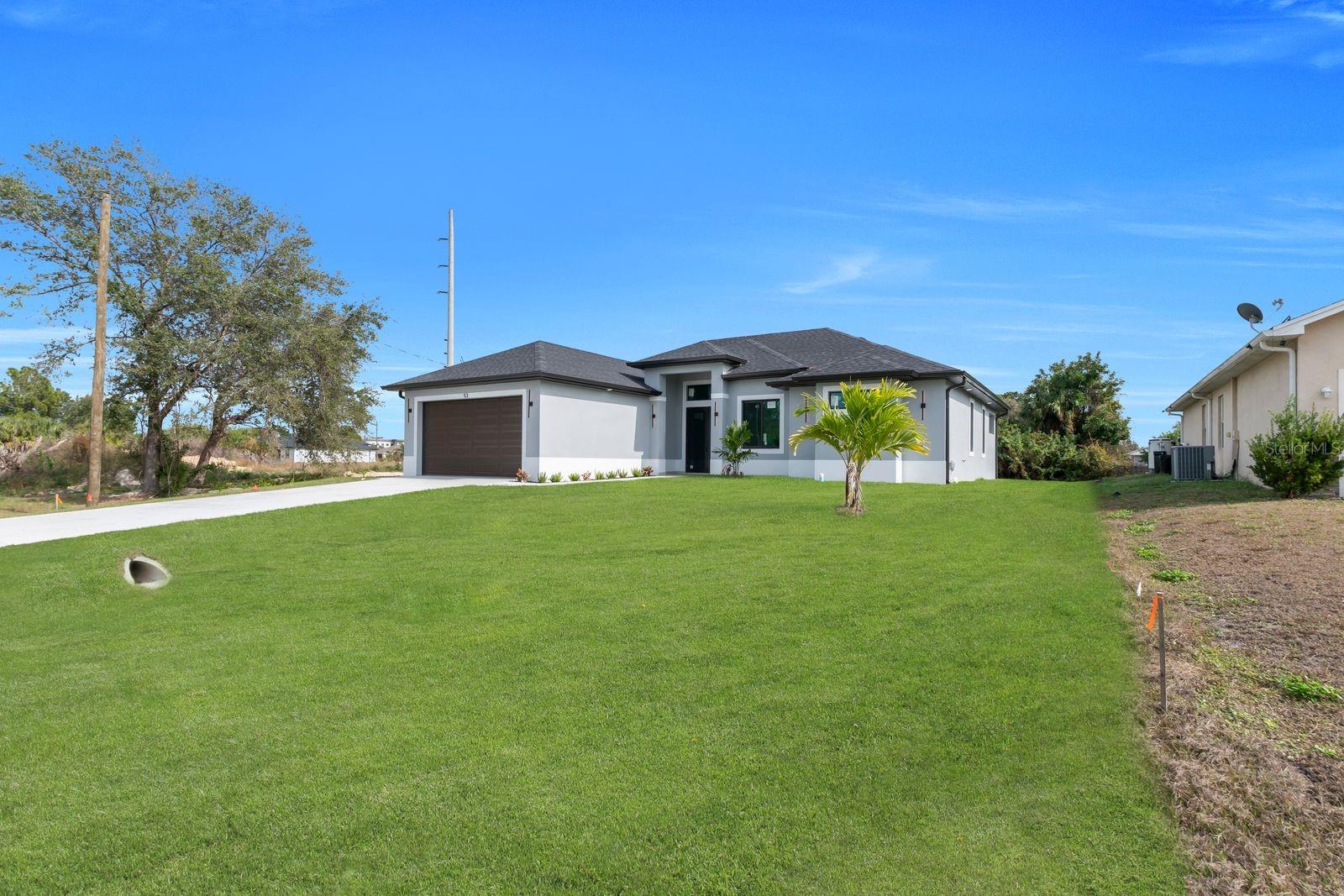 53 Susan, Lehigh Acres, FL 33976