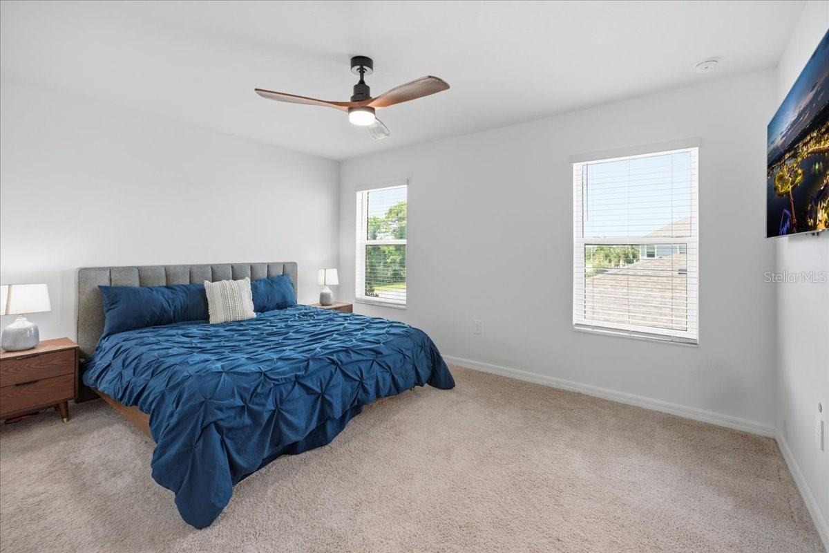 1872 Stern, Sarasota, FL 34240