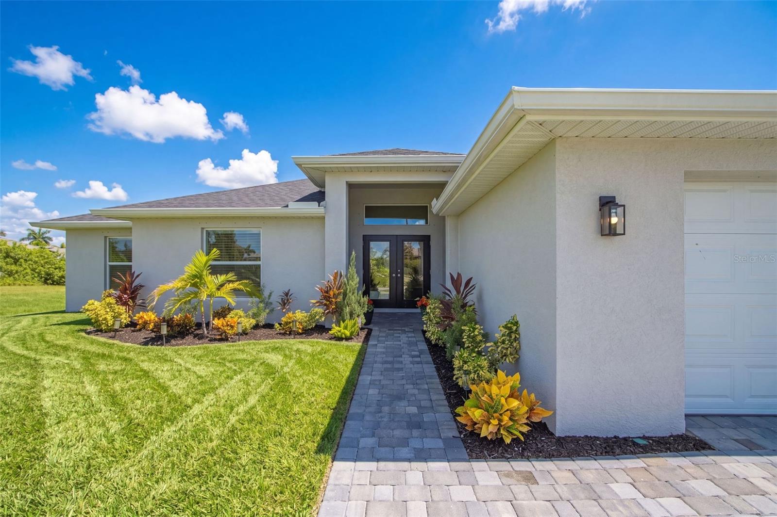 2305 34, Cape Coral, FL 33993