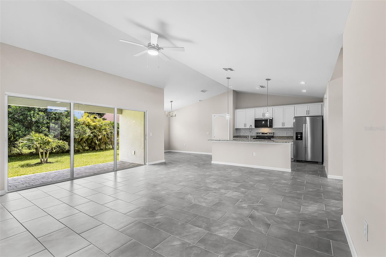 2305 34, Cape Coral, FL 33993