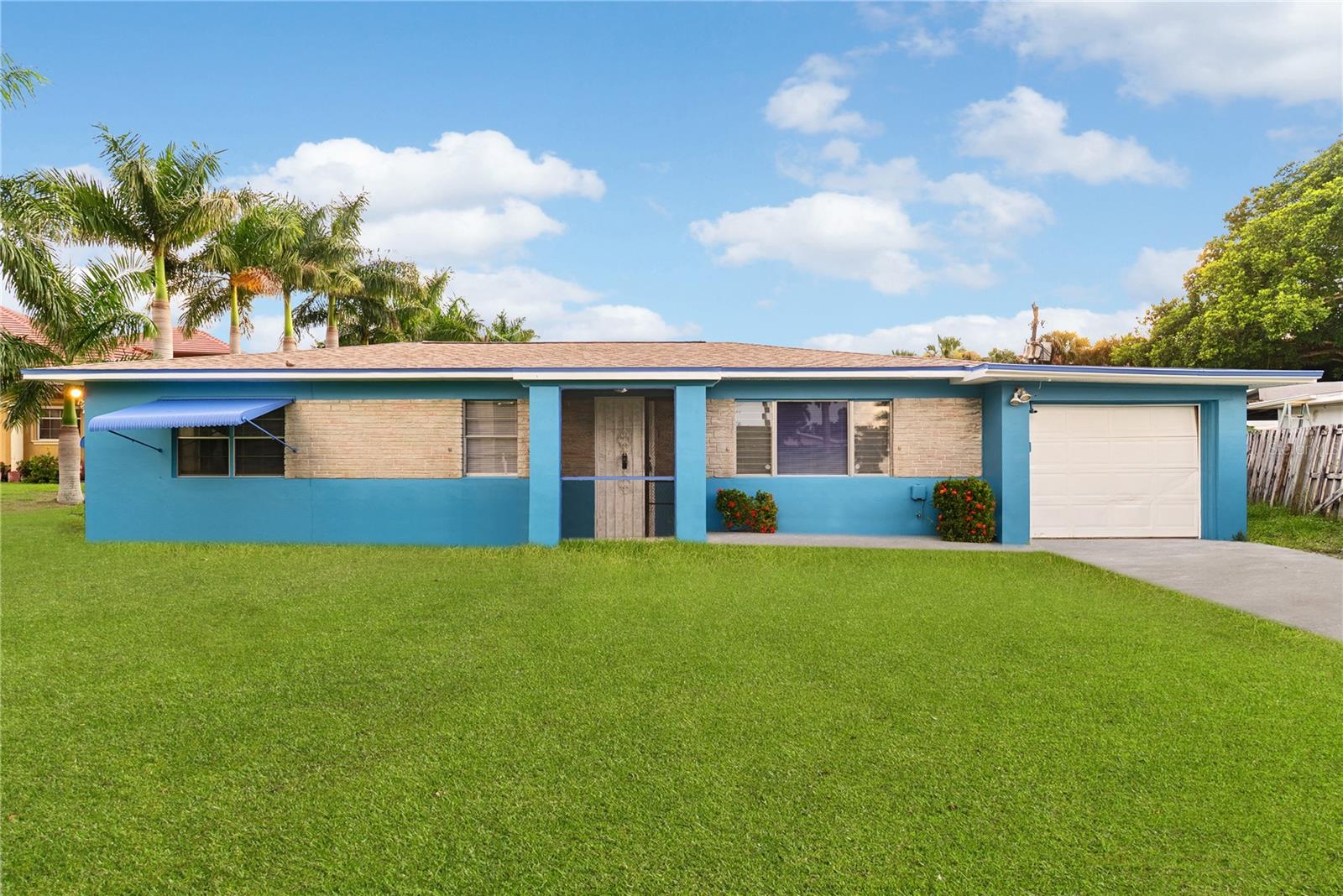 2055 Maravilla, Fort Myers, FL 33901