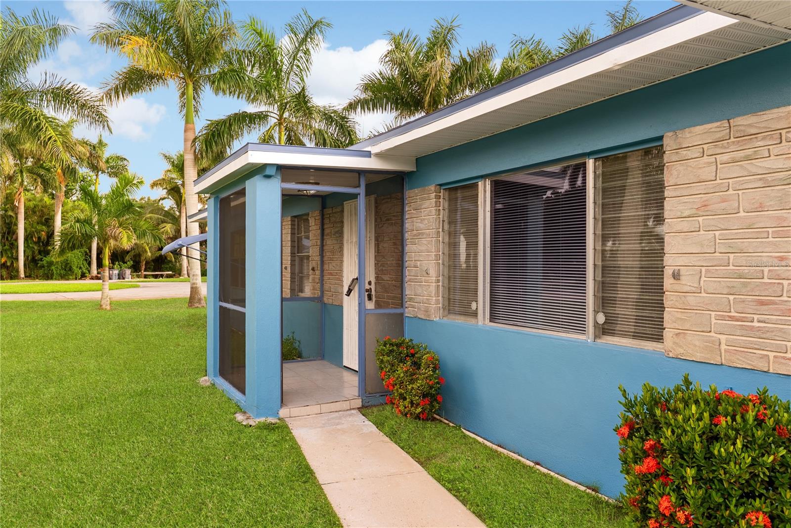2055 Maravilla, Fort Myers, FL 33901