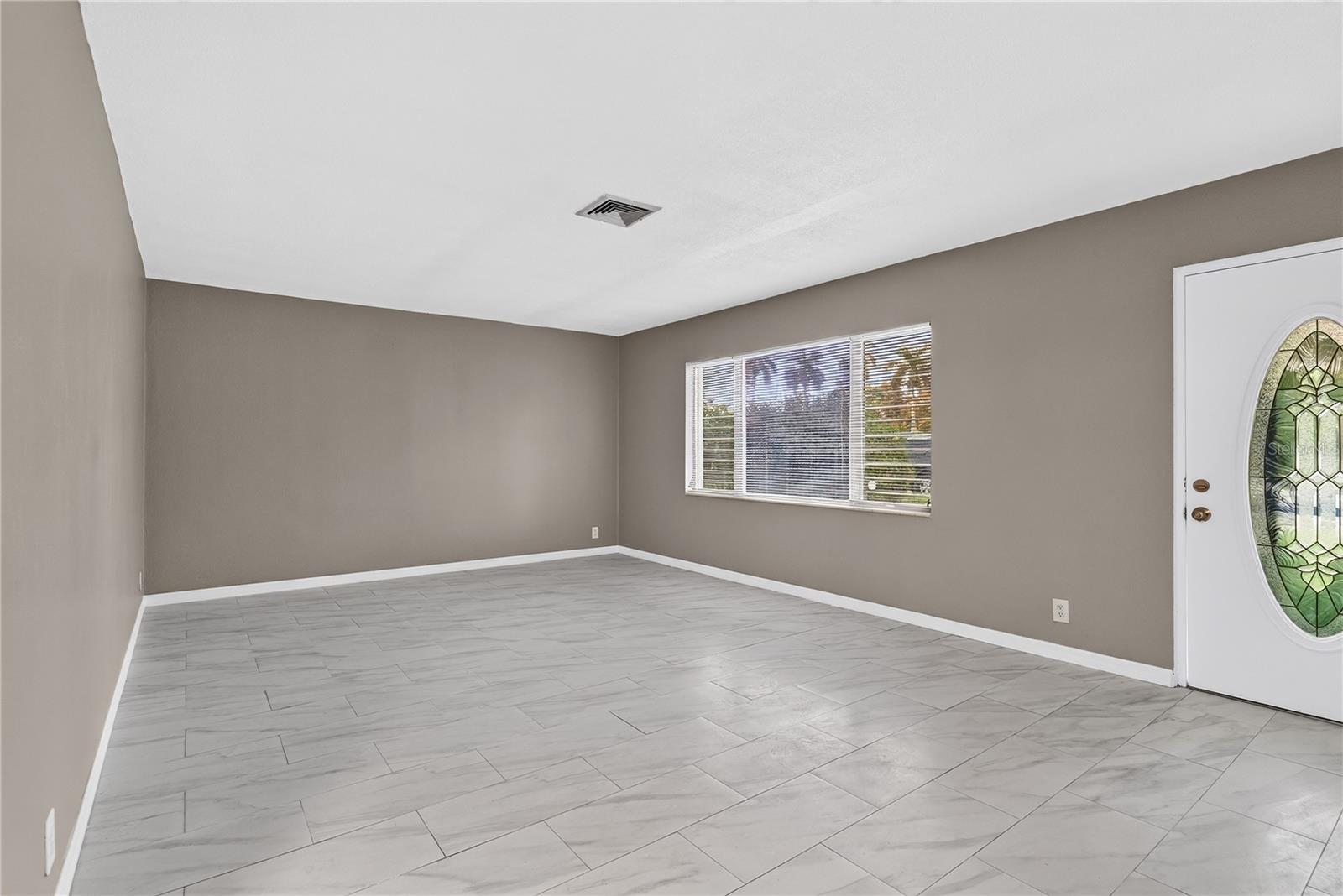 2055 Maravilla, Fort Myers, FL 33901