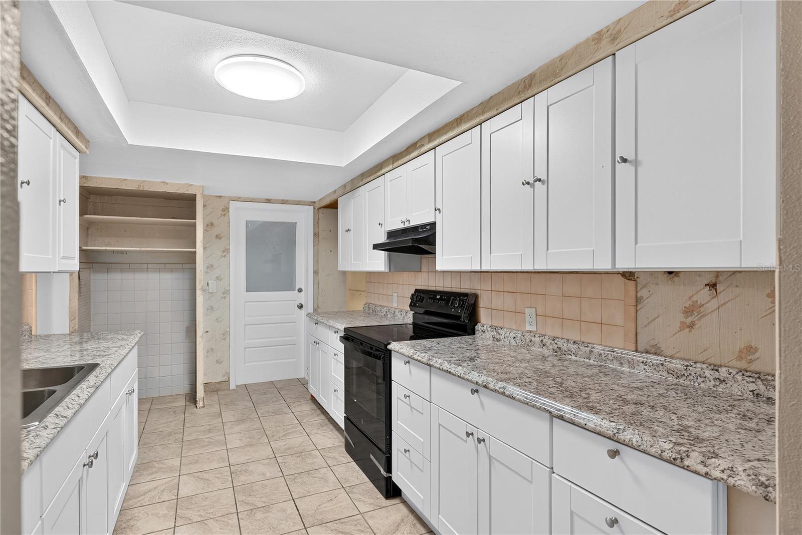 2055 Maravilla, Fort Myers, FL 33901