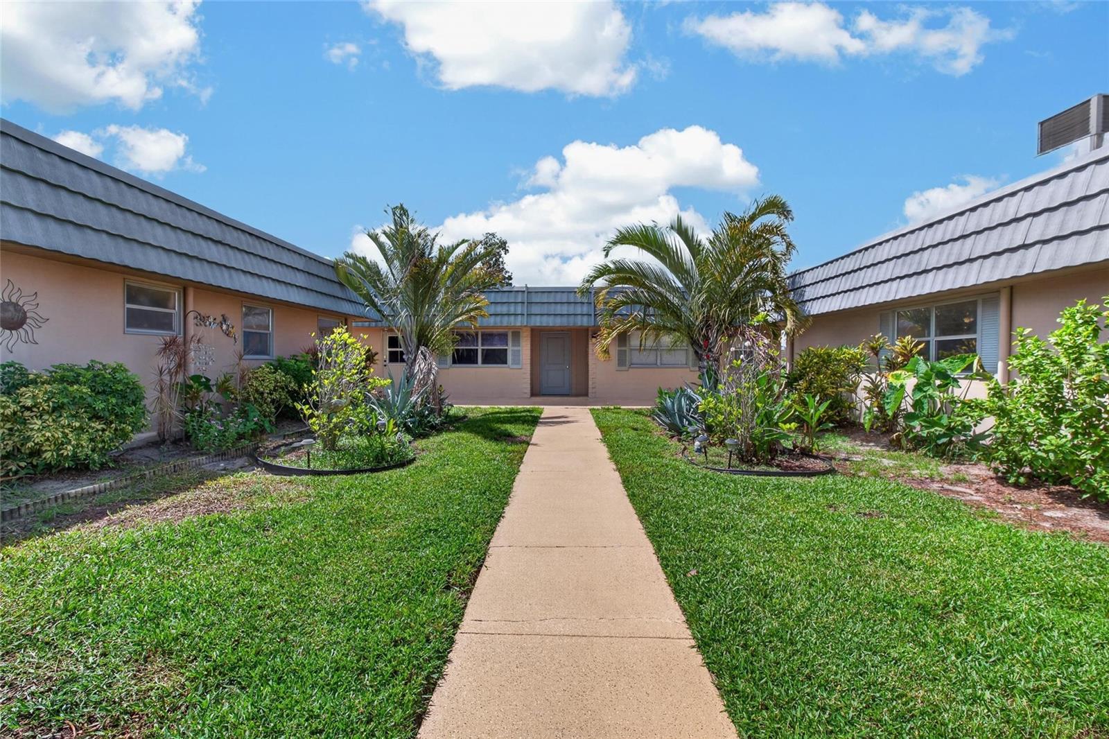1802 Bedford Unit 180, Sun City Center, FL 33573