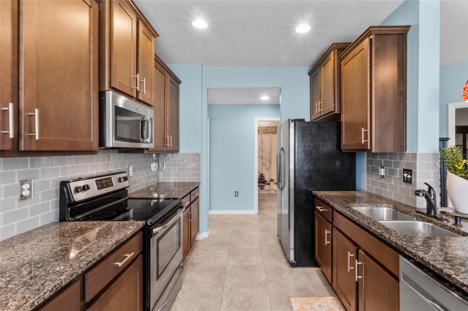 8312 Enclave Unit 103, Sarasota, FL 34243