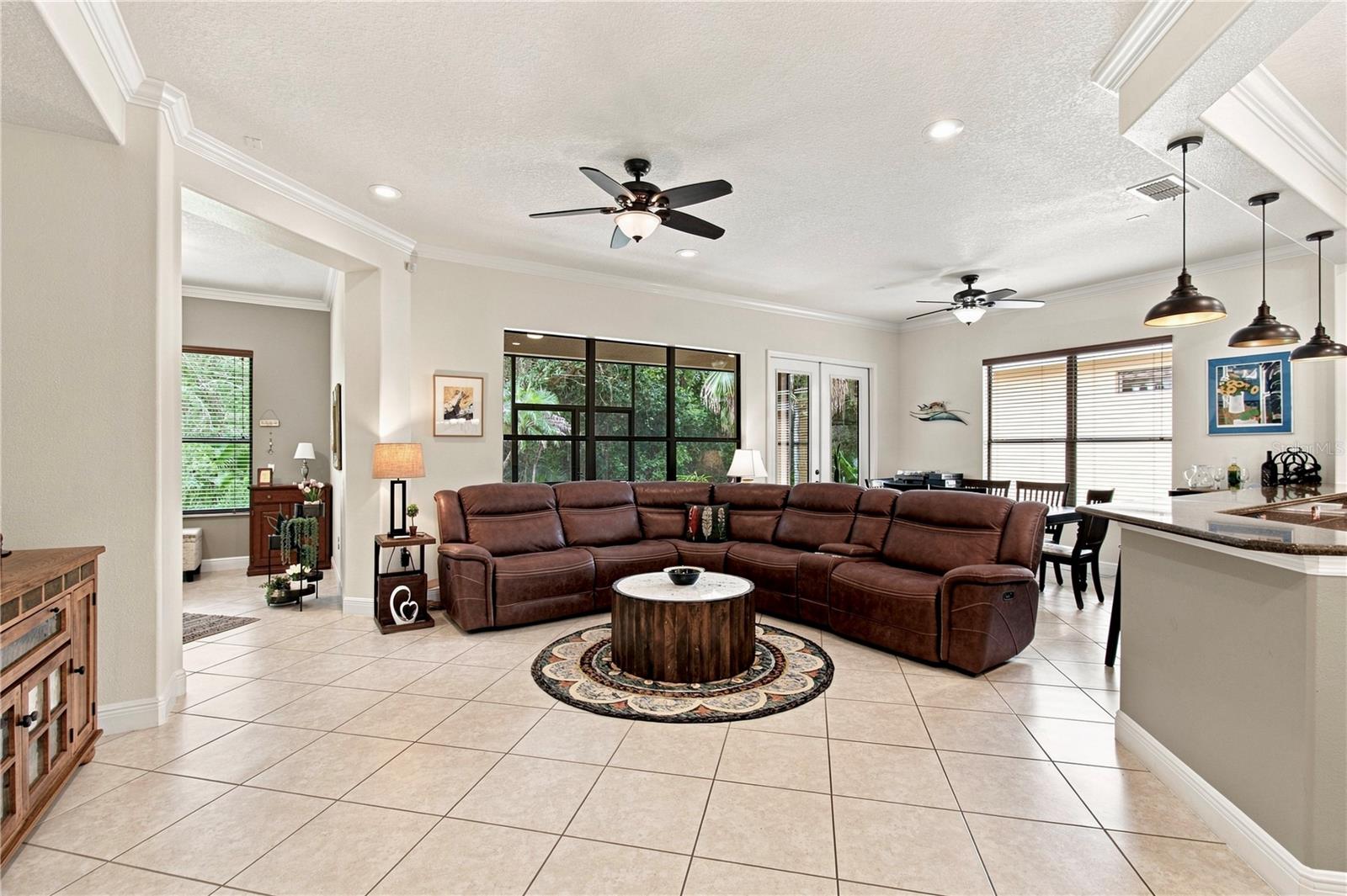 776 Barcelona Dr, Poinciana, FL 34759