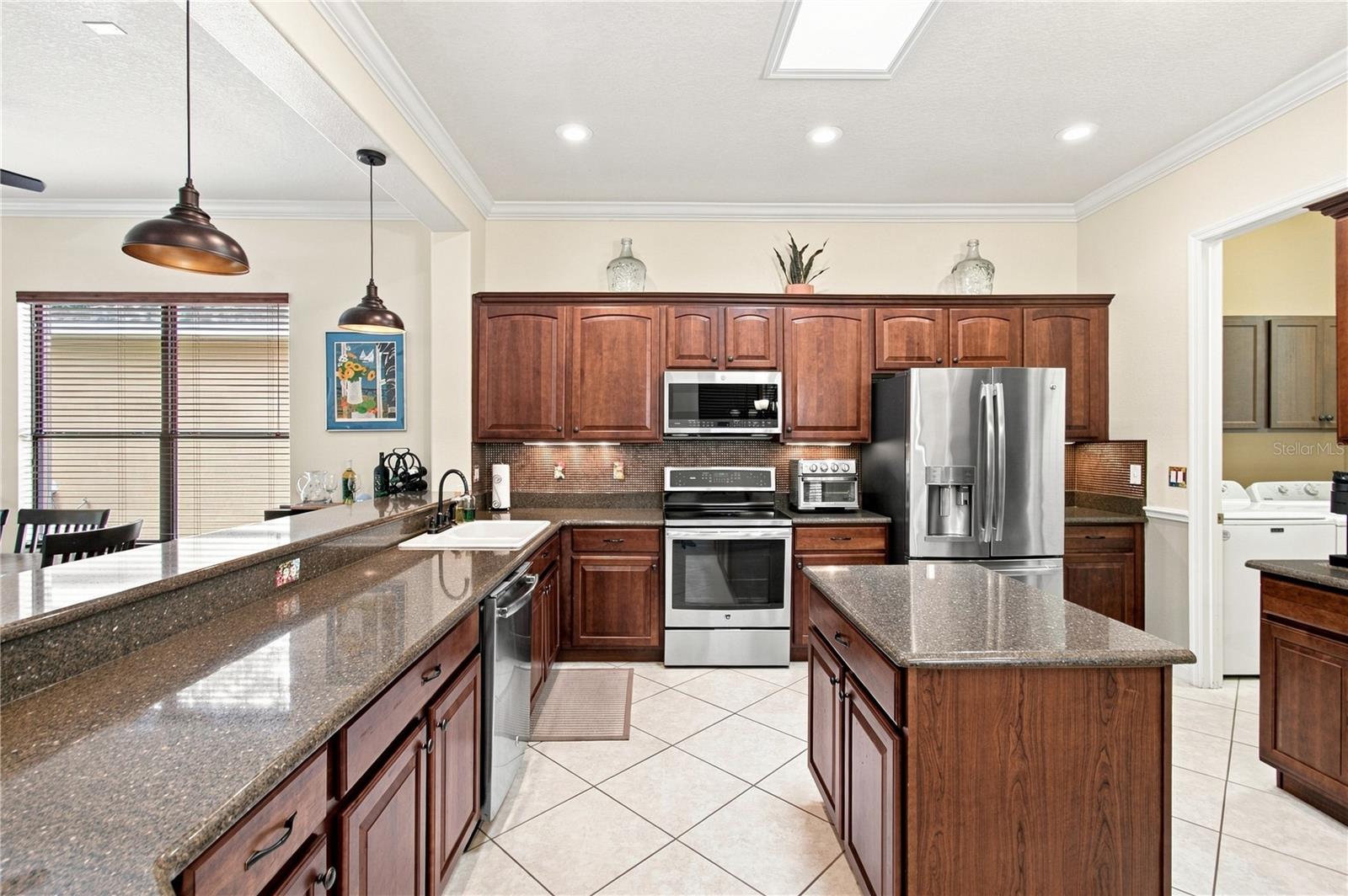 776 Barcelona Dr, Poinciana, FL 34759