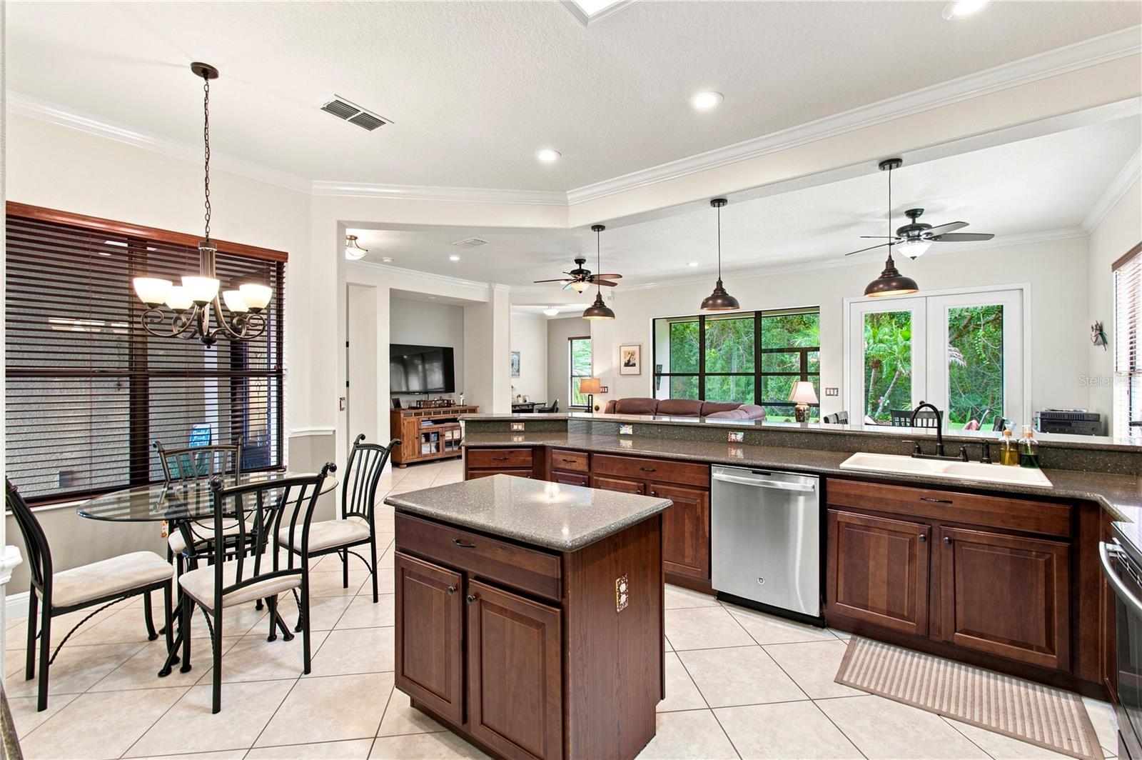 776 Barcelona Dr, Poinciana, FL 34759
