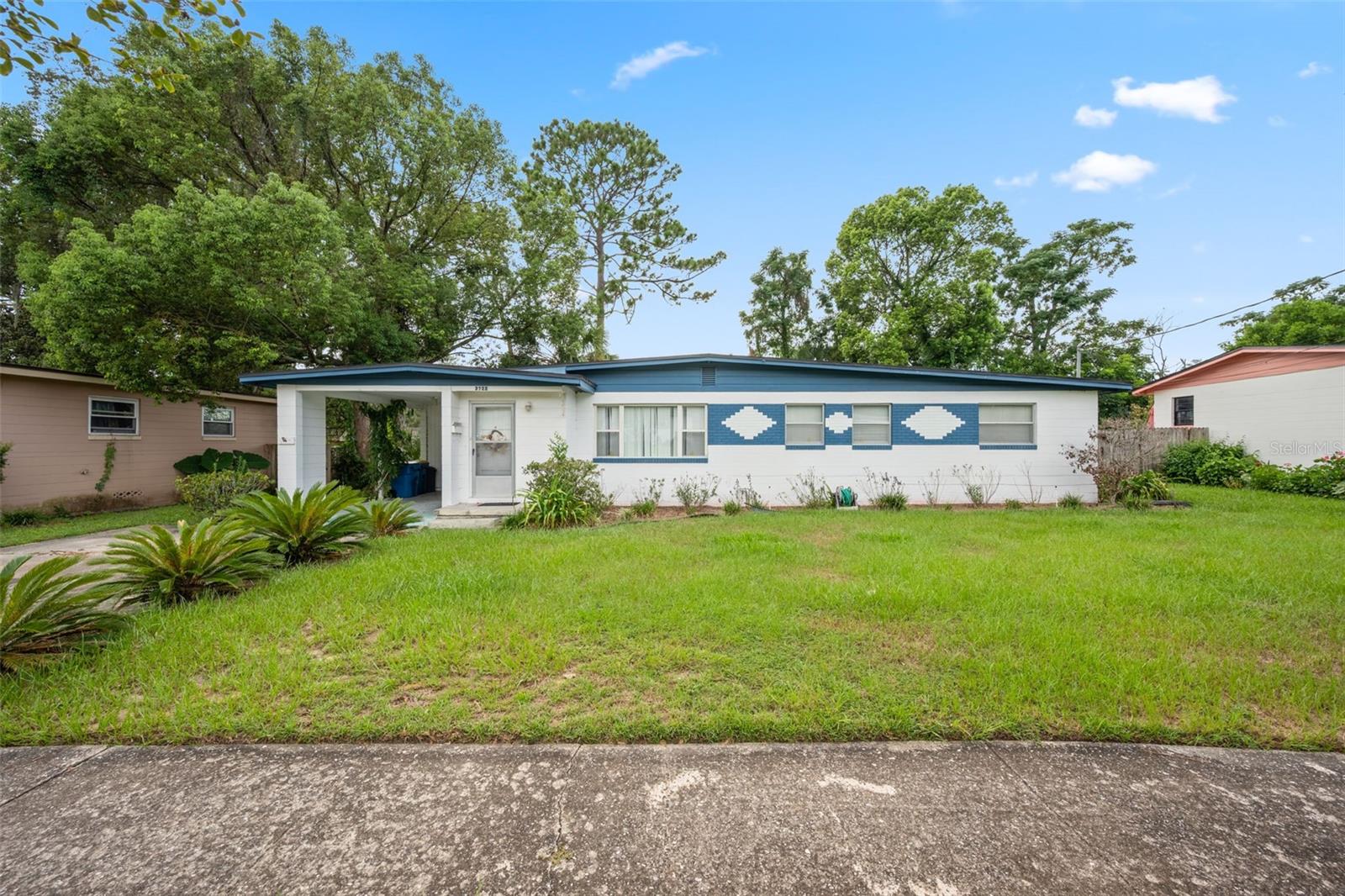 3722 Hoover, Jacksonville, FL 32277