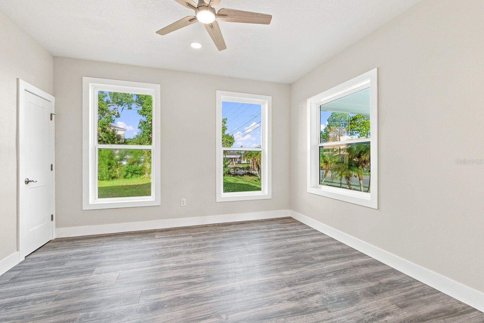 112 Martin Luther King Jr, Tarpon Springs, FL 34689