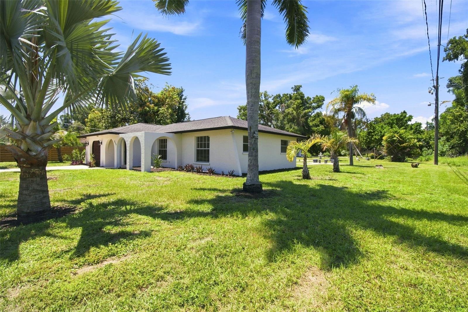 216 23rd, Bradenton, FL 34208