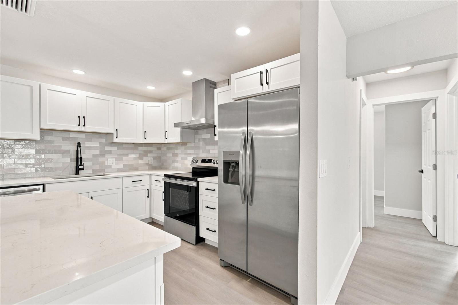 216 23rd, Bradenton, FL 34208