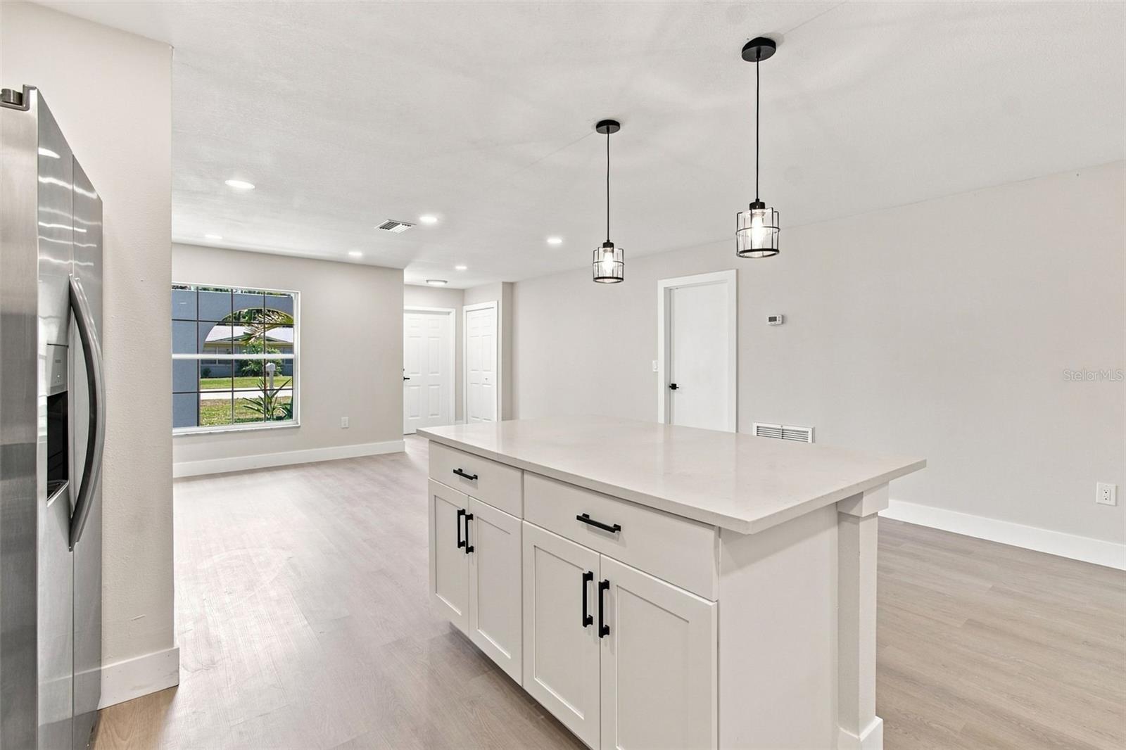216 23rd, Bradenton, FL 34208