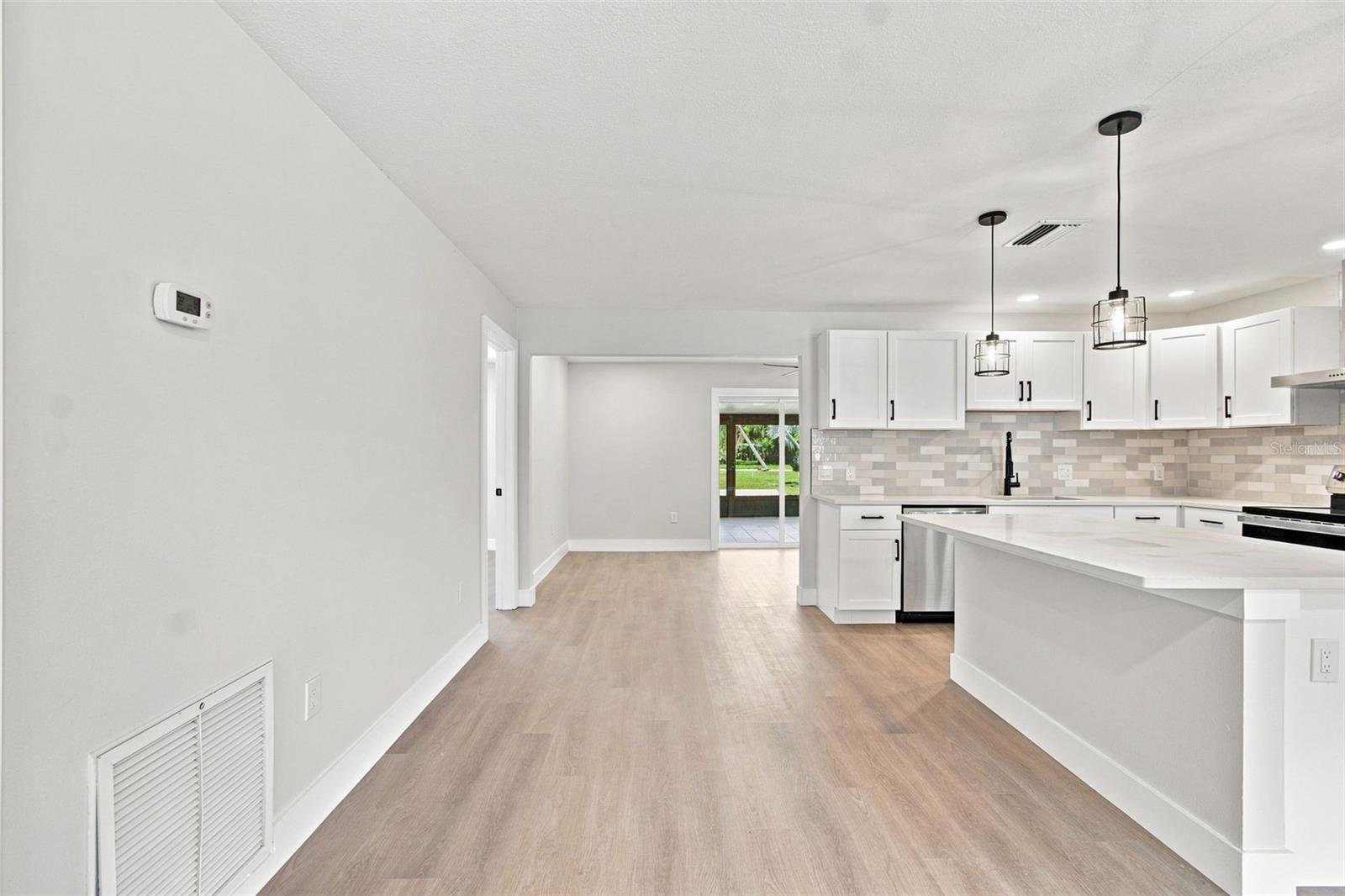 216 23rd, Bradenton, FL 34208