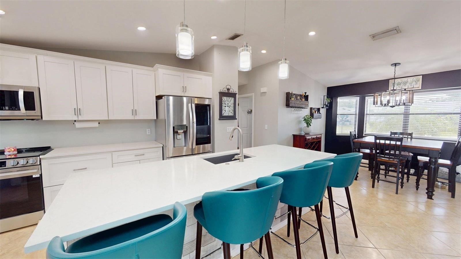2461 Gold Oak, Sarasota, FL 34232