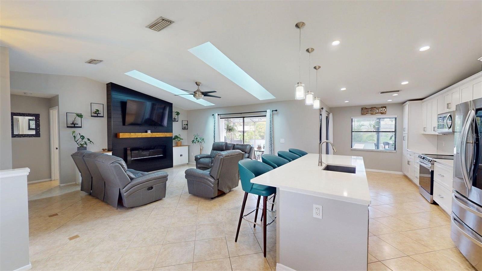 2461 Gold Oak, Sarasota, FL 34232